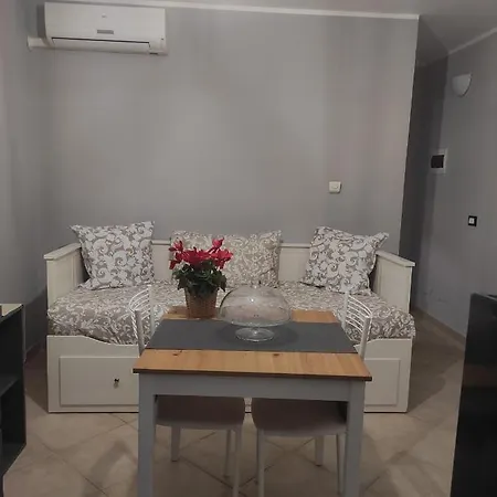 Apartment Dreams House Paola-luxury Near Airport *