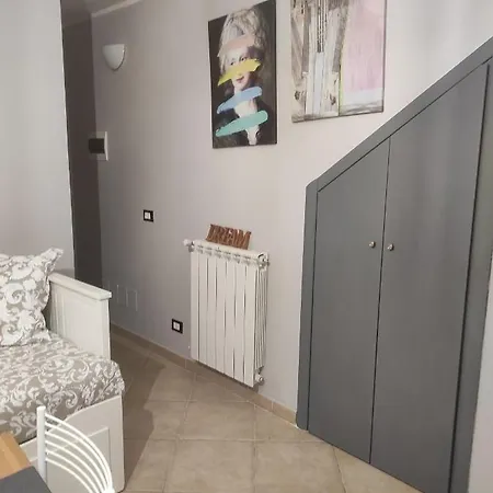 Dreams House Paola-luxury Near Airport Apartment